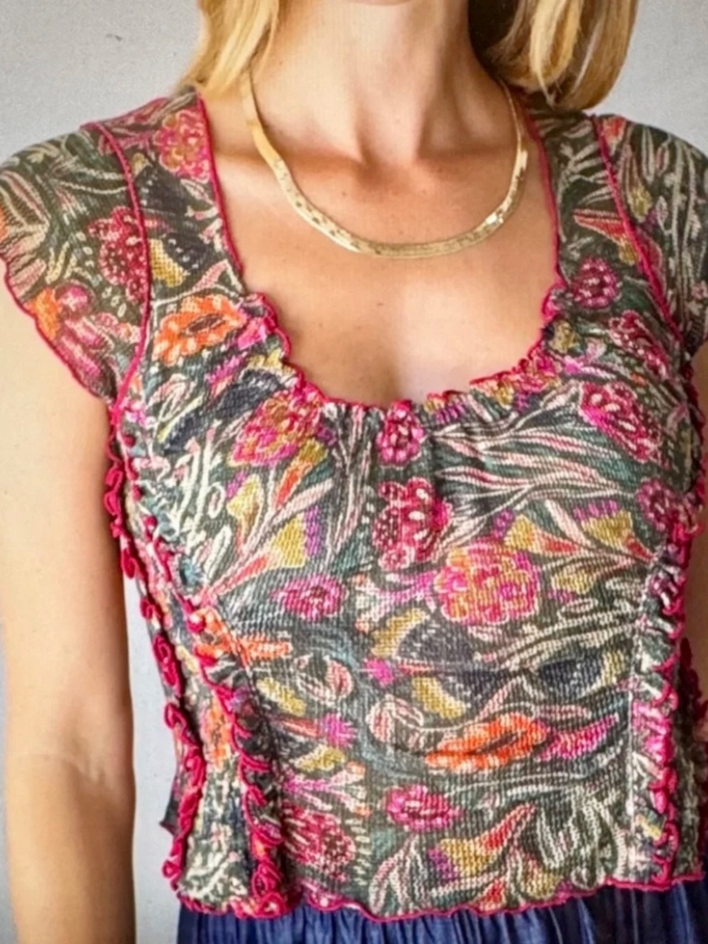 Natural Life Floral Smocked Ruffle Scoop Neck Top Sz M